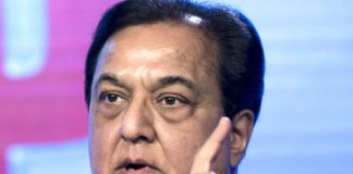 An Ex-Deutsche Bank Veteran Is Taking on Indian Banking’s ‘Bad Boy’