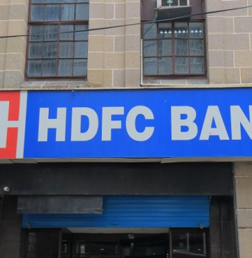 Irked by outages, RBI asks HDFC Bank to halt fresh digital launches for now